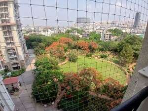 Balcony in 2 BHK Apartment at DLF Regency Park I, Dlf Phase iv – for Rent