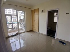 2 BHK + Study Room Apartment For Sale in DLF Regency Park I
