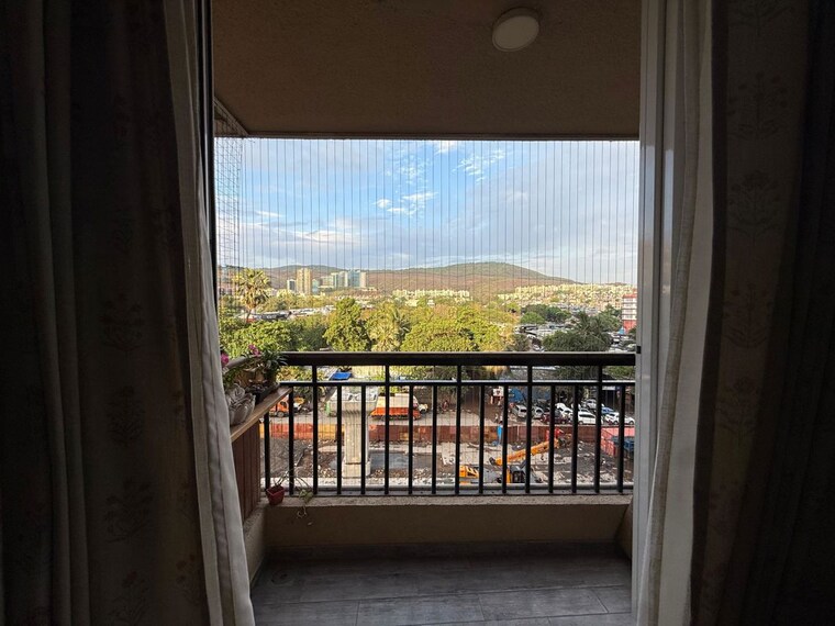 Balcony, omkar-alta-monte 3 Bedroom 1350 Sq.Ft. Apartment In Malad East Mumbai 10358646
