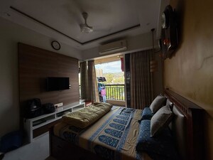 Bedroom in 3 BHK Apartment at Omkar Alta Monte, Malad East – for Rent