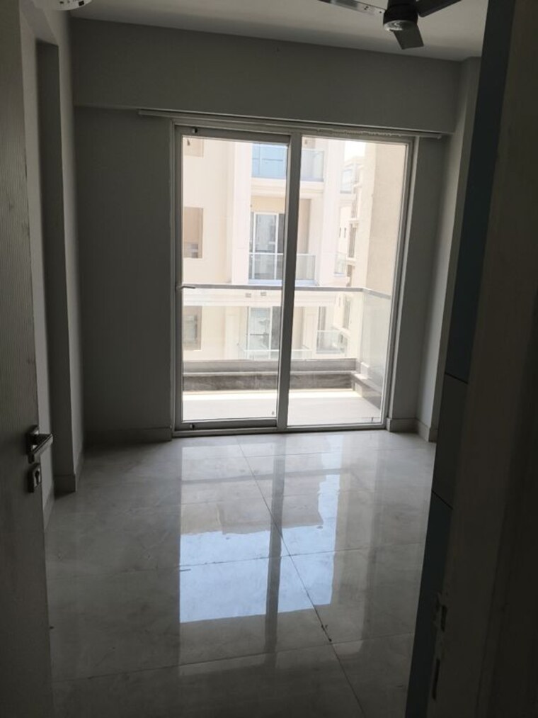 Room, signature-global-city 3 Bedroom 1300 Sq.Ft. Apartment In Sector 37d Gurgaon 10358691
