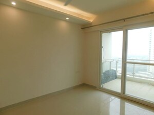 2 BHK Apartment For Sale in Godrej Woods, Sector 43