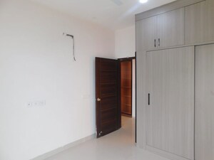 Room in 2 BHK Apartment at Godrej Woods, Sector 43 – for Sale