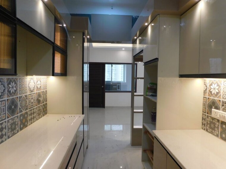 Kitchen, godrej-woods 2 Bedroom 2563 Sq.Ft. Apartment In Sector 43 Noida 10358713