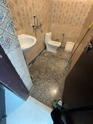 Team Area in 1 BHK Builder Floor at Chattarpur – for Rent