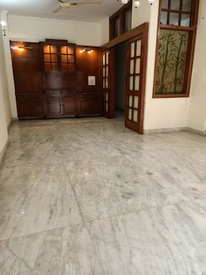 3 BHK Builder Floor For Sale in Hauz Khas