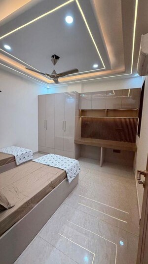 Bedroom in 6+ BHK Independent House at Sector 53 – for Rent