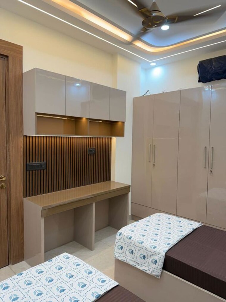 Kitchen, sector 53 6+ Bedroom 450 Sq.Mt. Independent House In Sector 53 Noida 10358775