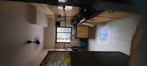 Team Area in 2 BHK Apartment at Andheri West – for Rent