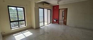 Room in 2 BHK Apartment at Wellington Mews, Koregaon Park – for Sale