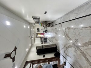 2 BHK Builder Floor For Rent in Naraina