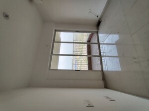 2 BHK Apartment For Rent in Lodha Amara, Kolshet Road
