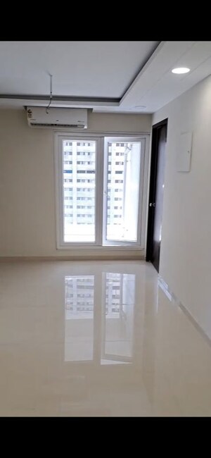 Furnished Amenities in 3 BHK Apartment at Raghav Paradise, Borivali East – for Rent