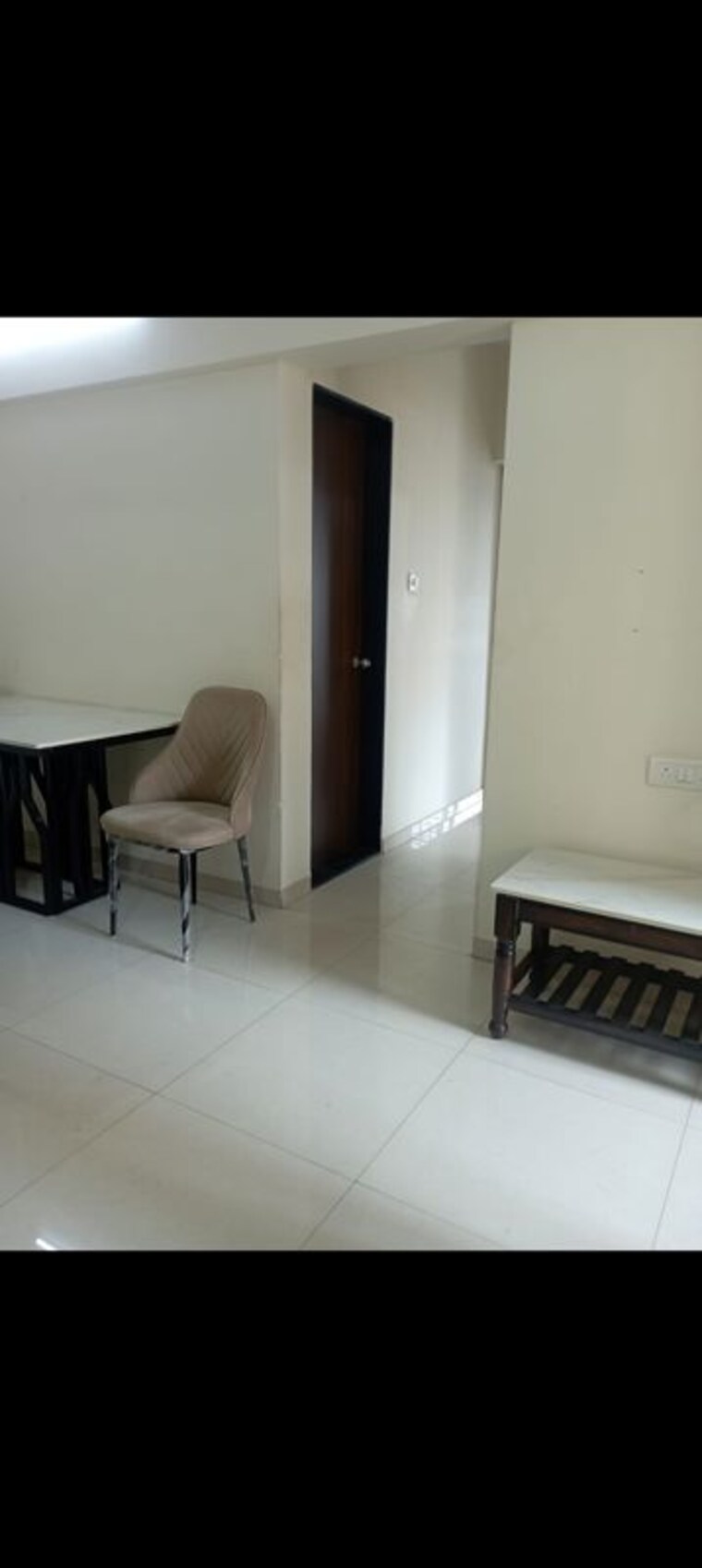 Living Room, raunak-unnathi-woods-phase-7-a-and-b 1 Bedroom 410 Sq.Ft. Apartment In Ghodbunder Road Thane 10358856