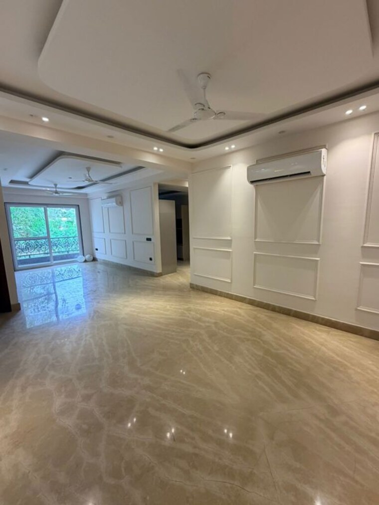 Room, new-palam-vihar-3 5 Bedroom 270 Sq.Yd. Builder Floor In Sector 111 Gurgaon 10358864