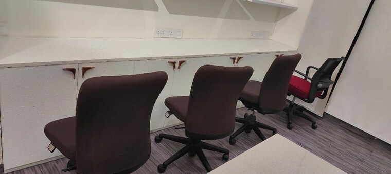Team Area, bestech-cyber-park Commercial Office Space 8000 Sq.Ft. In Sector 36 Gurgaon 10358858