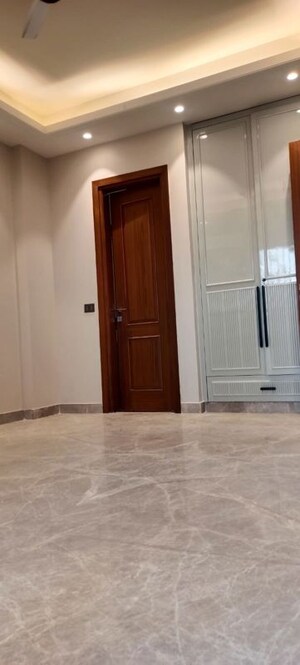 Building Lobby in 3 BHK Builder Floor at Chittaranjan Park – for Sale