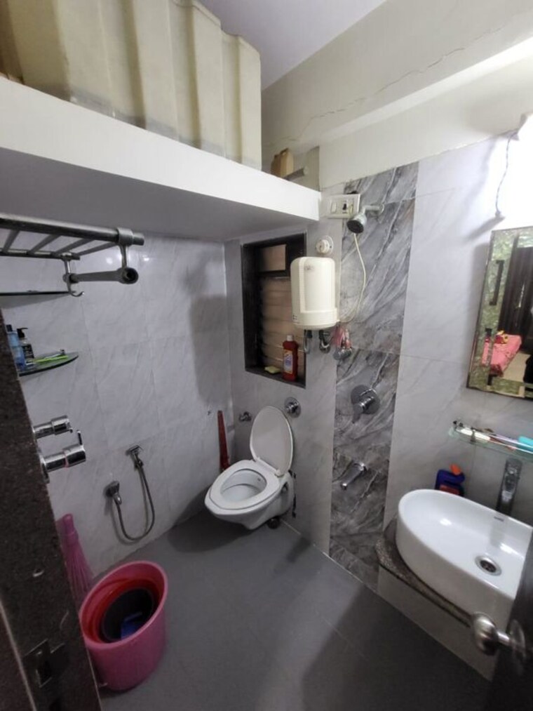 Bathroom, abhay-sheetal-complex 1 Bedroom 650 Sq.Ft. Apartment In Mira Road Thane 10358908
