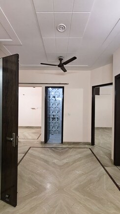 2 BHK + Extra Room Builder Floor For Rent in Sector 37