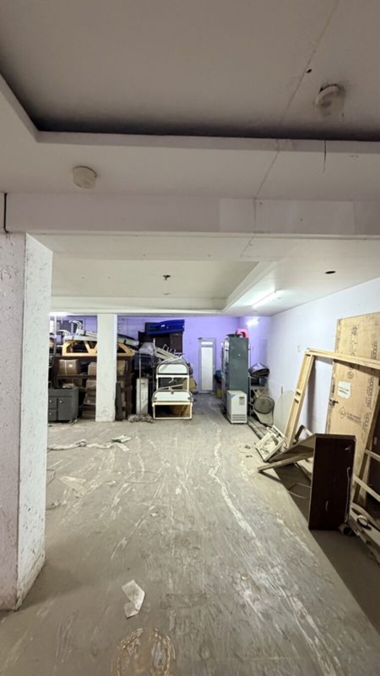 Lobby, sainik colony Commercial Warehouse 2250 Sq.Ft. In Sainik Colony Faridabad 10358913