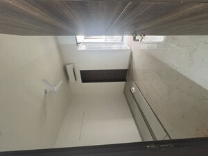 Kitchen in 3.5 BHK Apartment at Smart World Orchard, Sector 61 – for Rent