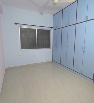Room in 3 BHK Apartment at Mathura Sapthagiri, Bellandur – for Rent