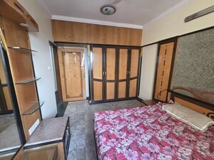 Bedroom in 3 BHK Apartment at Hiranandani Glen Croft, Powai – for Rent