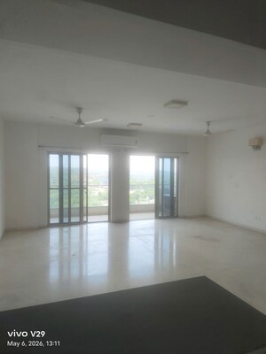Room in 3 BHK Apartment at Tata Raheja Raisina Residency, Sector 59 – for Sale