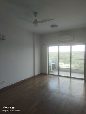 Room in 3 BHK Apartment at Tata Raheja Raisina Residency, Sector 59 – for Sale