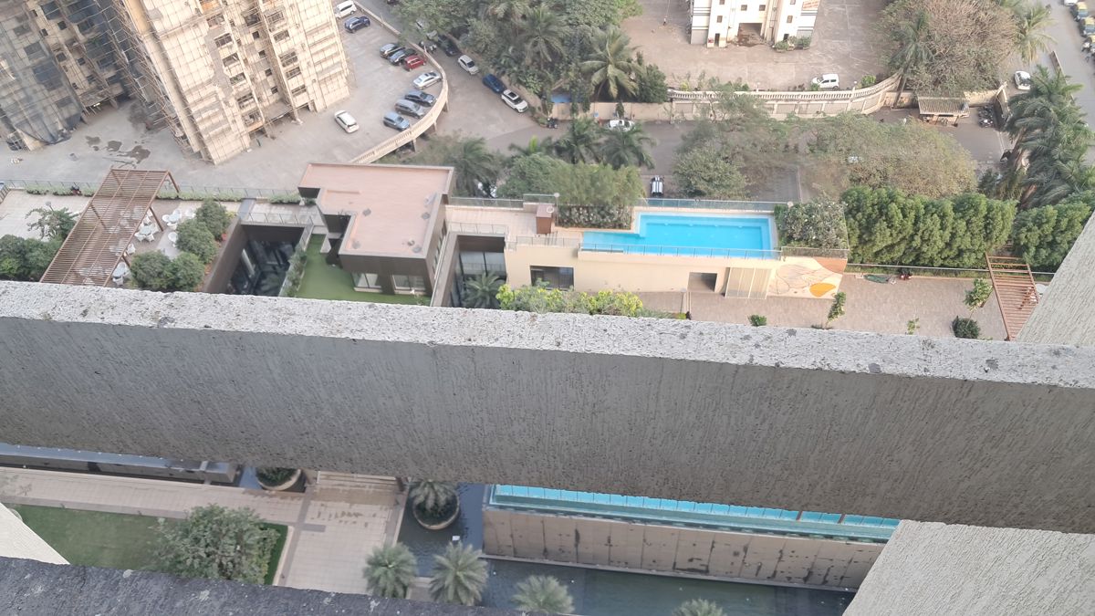 2 BHK 800 Sq.Ft. Apartment in Dosti Eastern Bay