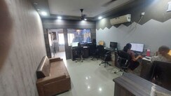 Office Space For Rent in Alkapuri