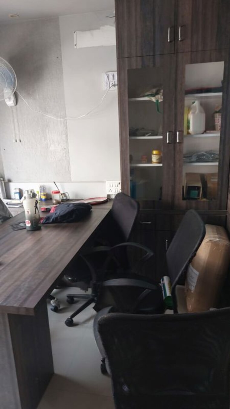 Team Area, alkapuri Commercial Office Space 375 Sq.Ft. In Alkapuri Vadodara 10359008