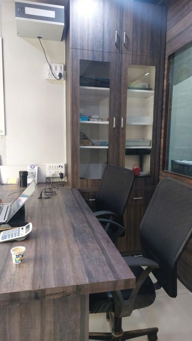 Living Room, alkapuri Commercial Office Space 375 Sq.Ft. In Alkapuri Vadodara 10359008