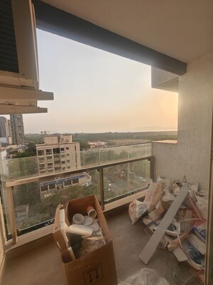 Gym in 4 BHK Apartment at Seawoods – for Rent