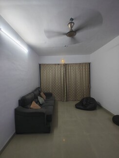 2 BHK Apartment For Rent in Gajra Bhoomi Elite