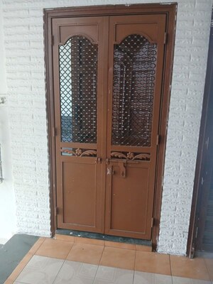 Bedroom in 3 BHK Apartment at Satellite – for Rent