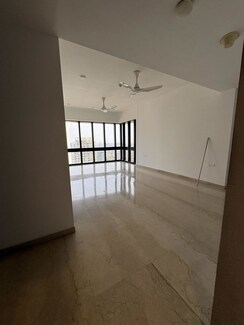 2 BHK + Pooja Room,Study Room Apartment For Sale in Lodha The Park