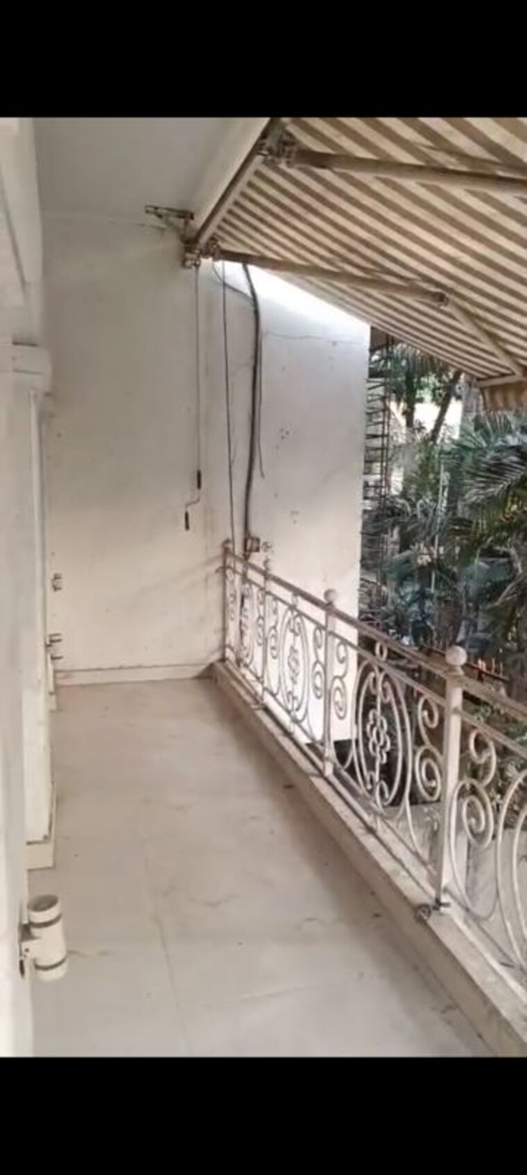Balcony, kurla 4 Bedroom 2400 Sq.Ft. Villa In Kurla Mumbai 10359086