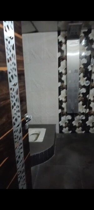 Bathroom in 4 BHK Villa at Kurla – for Rent