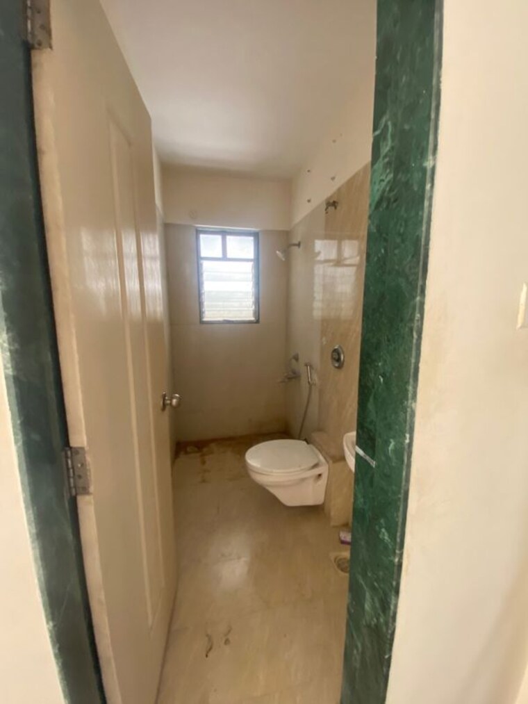 Attached Bathroom, kushal-nivriti 2 Bedroom 1000 Sq.Ft. Apartment In Shreehans Nagar Pune 10211484