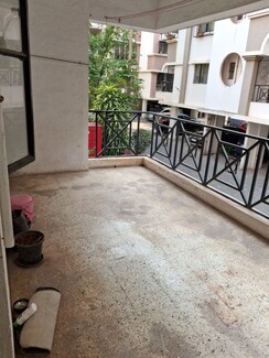 2 BHK Apartment For Rent in Naren Hills