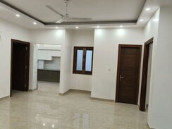 6+ BHK + Servant Room Villa For Sale in Greenwood City