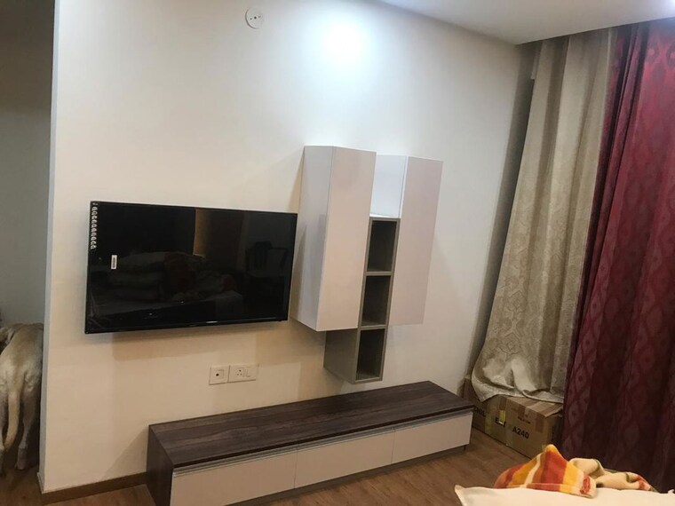 Living Room, tulip-violet 4 Bedroom 2010 Sq.Ft. Apartment In Sector 69 Gurgaon 10359117