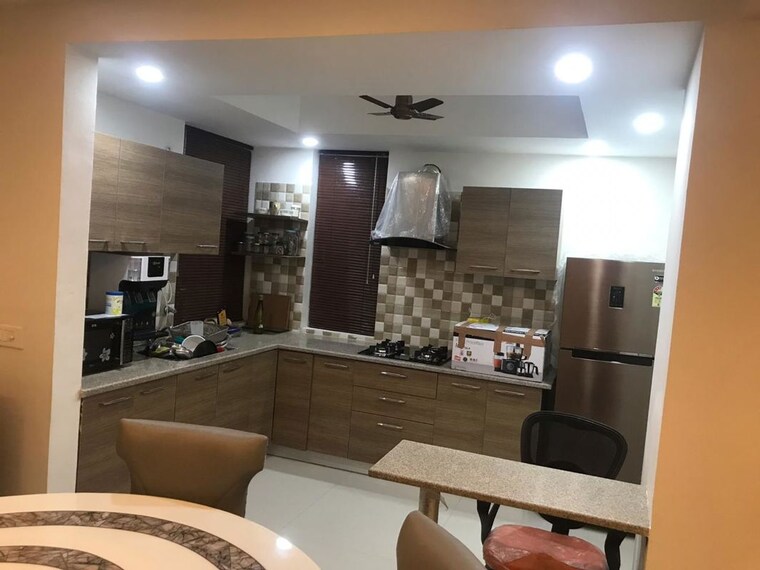 Living Room, tulip-violet 4 Bedroom 2010 Sq.Ft. Apartment In Sector 69 Gurgaon 10359117