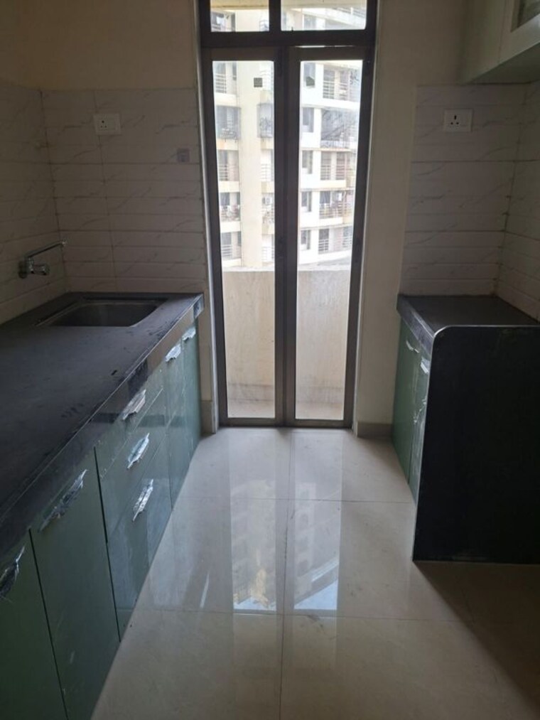 Kitchen, raunak-108 1 Bedroom 700 Sq.Ft. Apartment In Kasarvadavali Thane 10359129