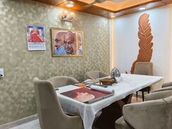 3 BHK Builder Floor For Rent in Sushant Lok III