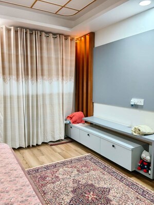 Bedroom in 3 BHK Builder Floor at Sector 56 – for Rent