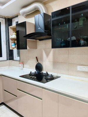 Kitchen in 3 BHK Builder Floor at Sector 56 – for Rent