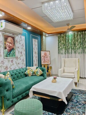 Bedroom in 3 BHK Builder Floor at Sector 57 – for Rent