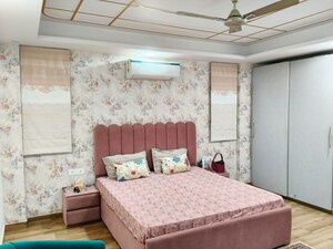 Bedroom in 3 BHK Builder Floor at Sector 57 – for Rent